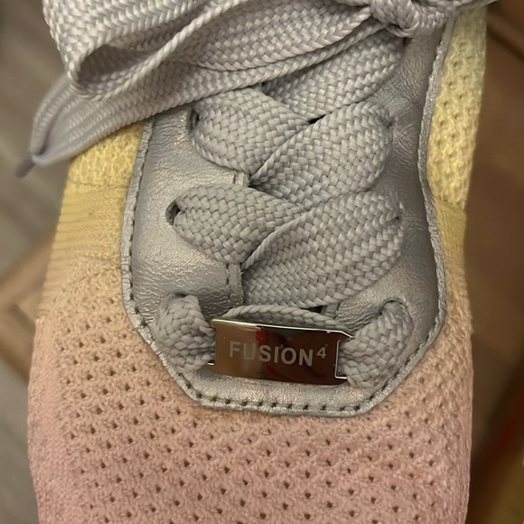 Ara Leigh Pastel Rainbow Sneakers Ombre Size 5 Fusion Removable Inserts Comfort - Picture 11 of 11